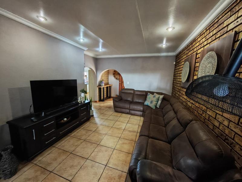 3 Bedroom Property for Sale in Vanderbijlpark Sw 2 Gauteng