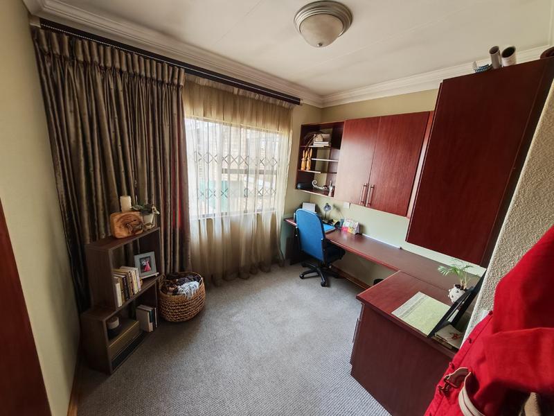 3 Bedroom Property for Sale in Vanderbijlpark Sw 2 Gauteng