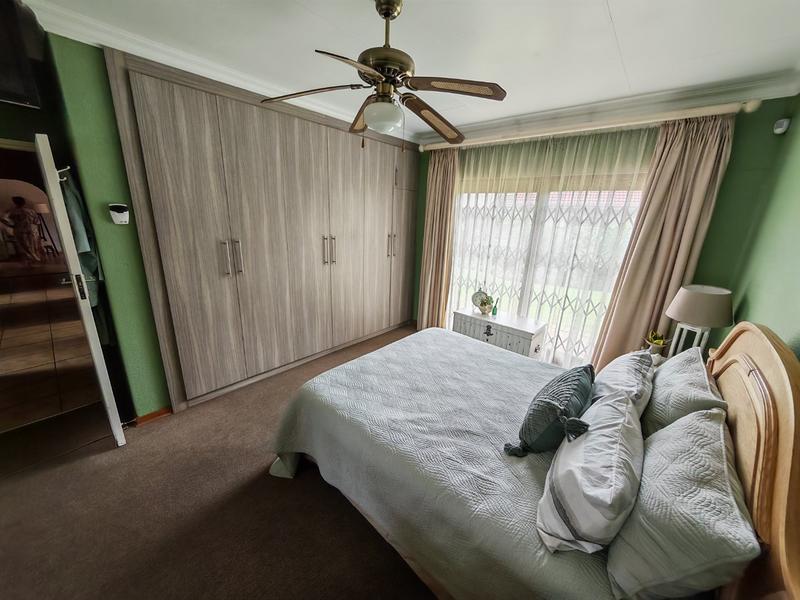 3 Bedroom Property for Sale in Vanderbijlpark Sw 2 Gauteng