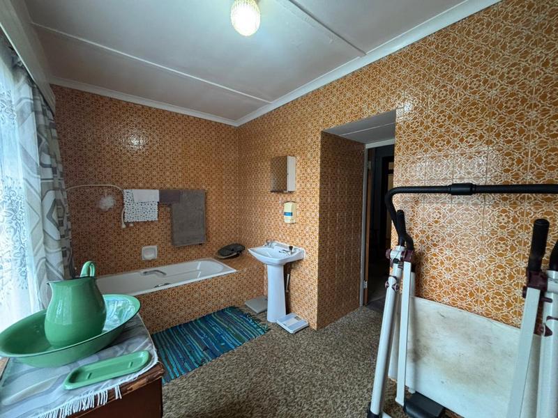 4 Bedroom Property for Sale in Westdene Gauteng