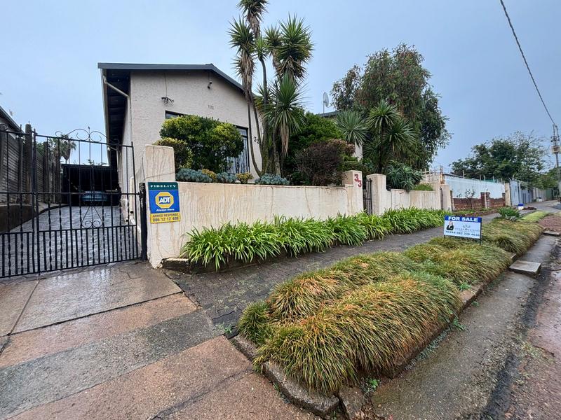 4 Bedroom Property for Sale in Westdene Gauteng