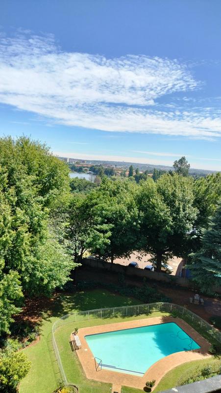 2 Bedroom Property for Sale in Denlee Gauteng