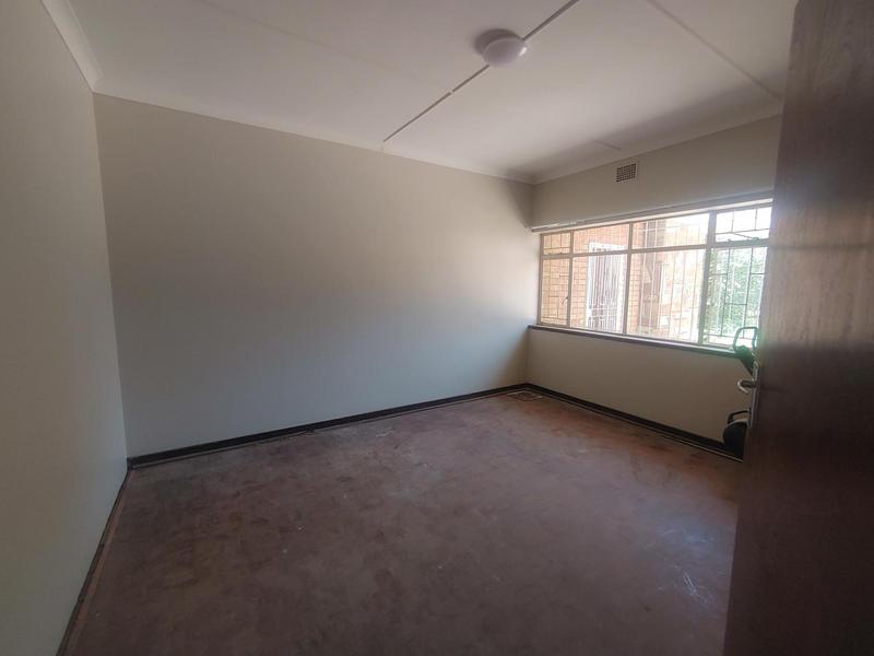 To Let 5 Bedroom Property for Rent in Rand Collieries Gauteng