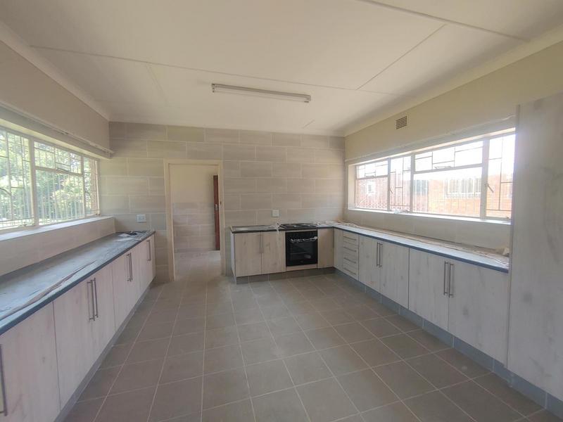 To Let 5 Bedroom Property for Rent in Rand Collieries Gauteng