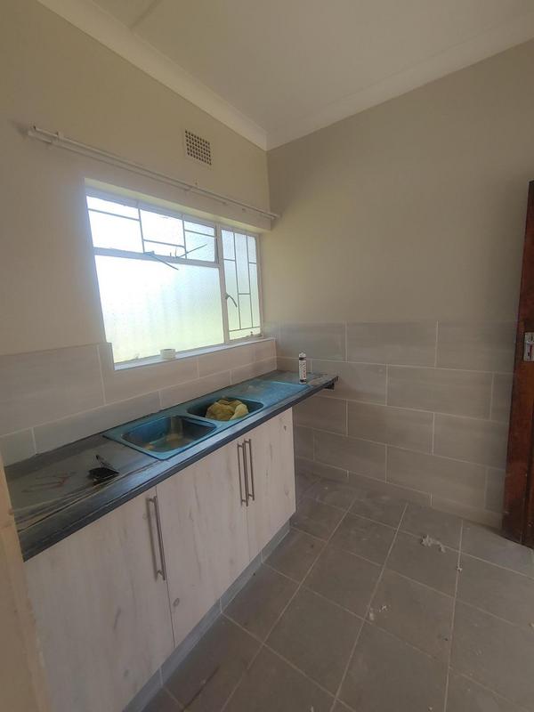 To Let 5 Bedroom Property for Rent in Rand Collieries Gauteng