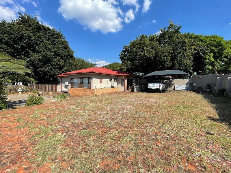 To Let commercial Property for Rent in Lyttelton Gauteng