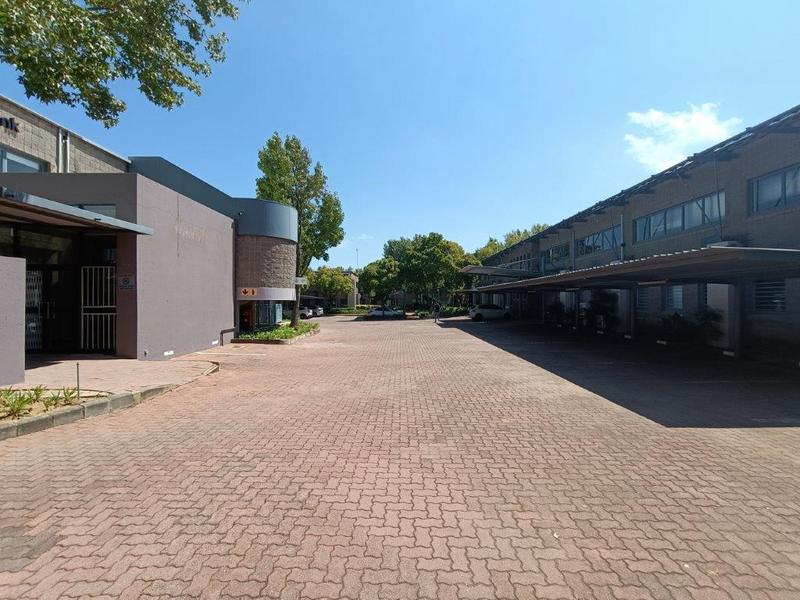 To Let commercial Property for Rent in Randjespark Gauteng