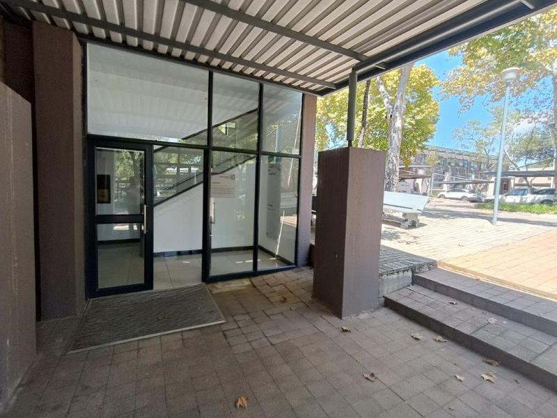 To Let commercial Property for Rent in Randjespark Gauteng