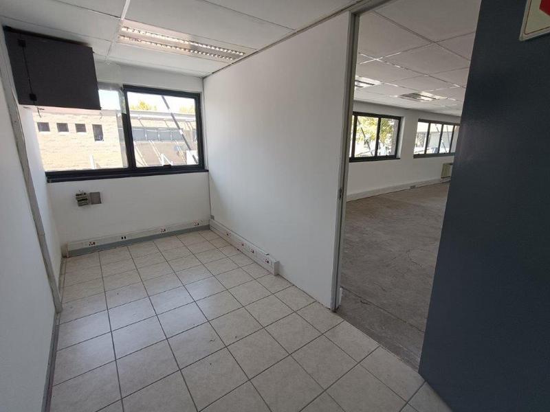 To Let commercial Property for Rent in Randjespark Gauteng