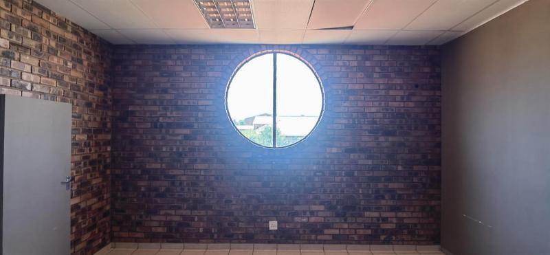 To Let commercial Property for Rent in Silvertondale Gauteng