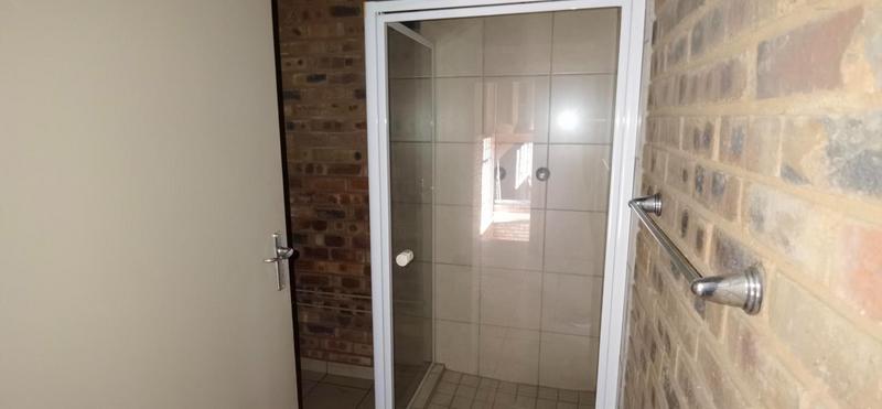 To Let commercial Property for Rent in Silvertondale Gauteng