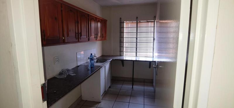 To Let commercial Property for Rent in Silvertondale Gauteng