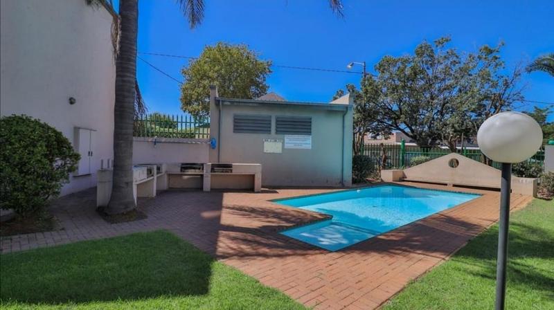 To Let 2 Bedroom Property for Rent in Malvern East Gauteng