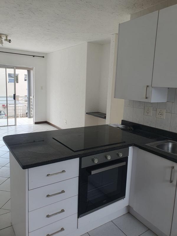 To Let 2 Bedroom Property for Rent in Malvern East Gauteng