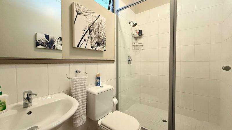 To Let 2 Bedroom Property for Rent in Bryanston Gauteng