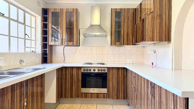 2 Bedroom Property for Sale in Bryanston Gauteng