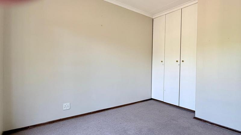 2 Bedroom Property for Sale in Bryanston Gauteng