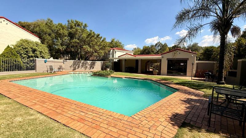 2 Bedroom Property for Sale in Bryanston Gauteng