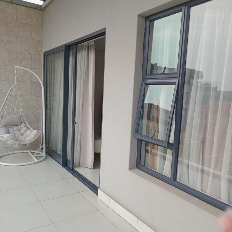 To Let 2 Bedroom Property for Rent in Houghton Estate Gauteng
