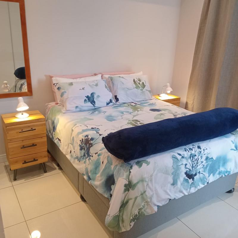 To Let 2 Bedroom Property for Rent in Houghton Estate Gauteng