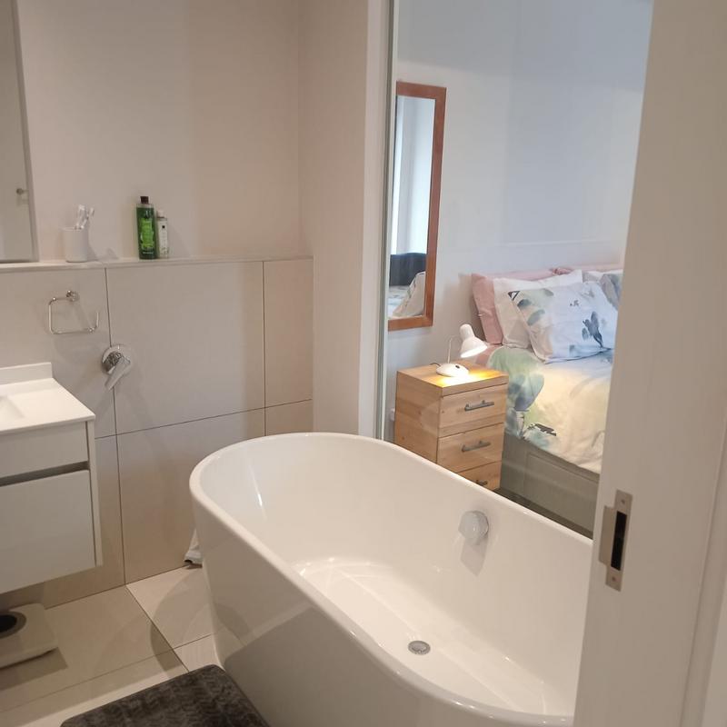 To Let 2 Bedroom Property for Rent in Houghton Estate Gauteng