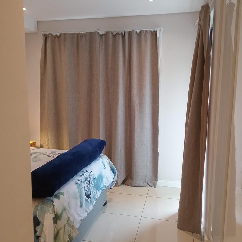 To Let 2 Bedroom Property for Rent in Houghton Estate Gauteng