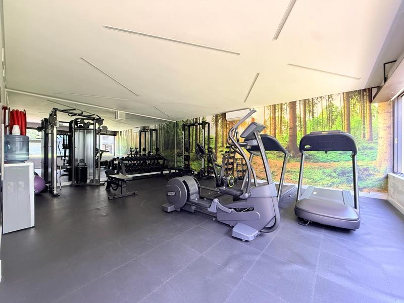 To Let 2 Bedroom Property for Rent in Houghton Estate Gauteng