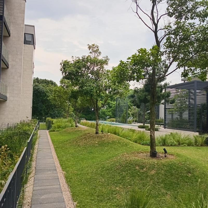 To Let 2 Bedroom Property for Rent in Houghton Estate Gauteng