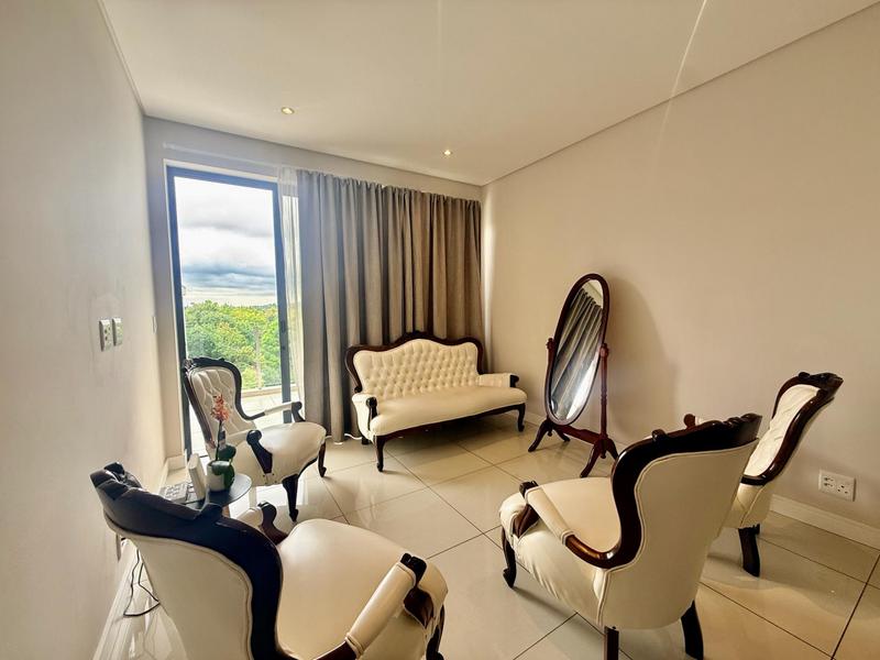 To Let 2 Bedroom Property for Rent in Houghton Estate Gauteng