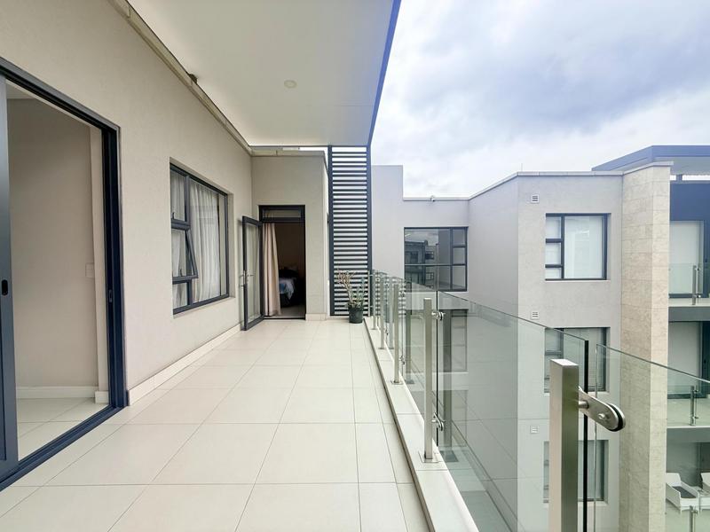 To Let 2 Bedroom Property for Rent in Houghton Estate Gauteng