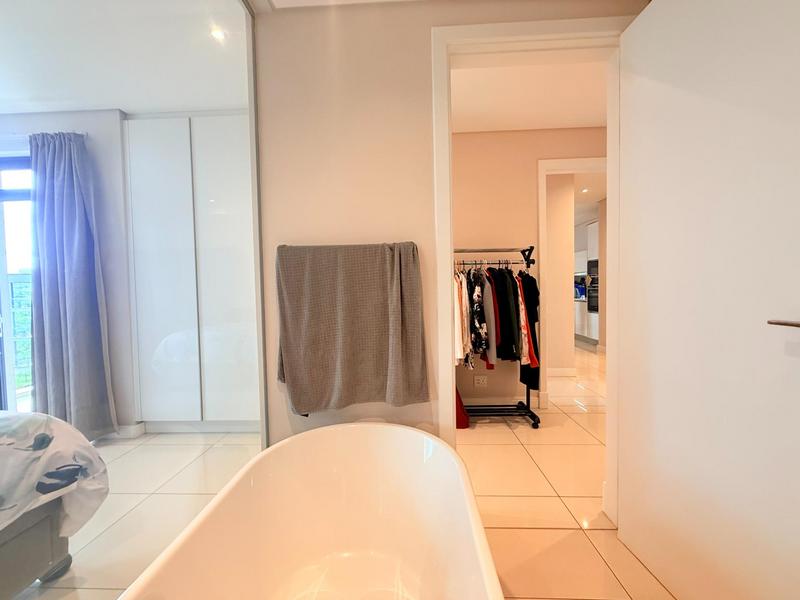 To Let 2 Bedroom Property for Rent in Houghton Estate Gauteng