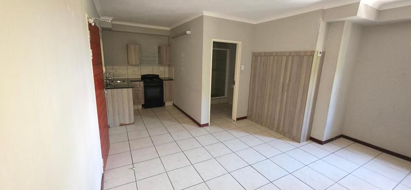 To Let 1 Bedroom Property for Rent in Randburg Central Gauteng