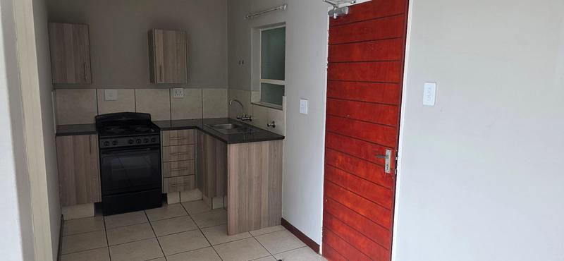 To Let 1 Bedroom Property for Rent in Randburg Central Gauteng