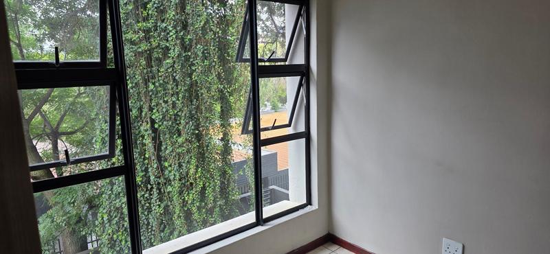 To Let 1 Bedroom Property for Rent in Randburg Central Gauteng