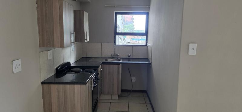 To Let 1 Bedroom Property for Rent in Randburg Central Gauteng