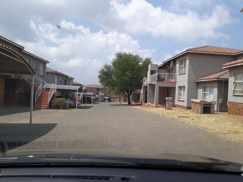 3 Bedroom Property for Sale in Groblerpark Gauteng