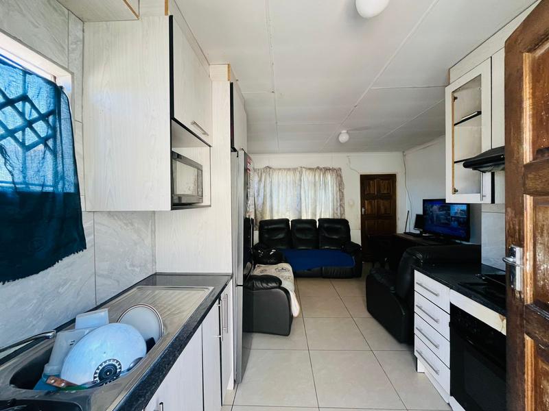 2 Bedroom Property for Sale in Windmill Park Gauteng