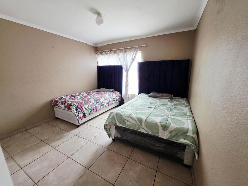 3 Bedroom Property for Sale in Esther Park Gauteng