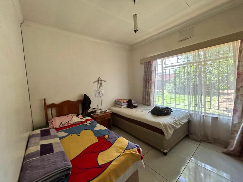 3 Bedroom Property for Sale in Strubenvale Gauteng