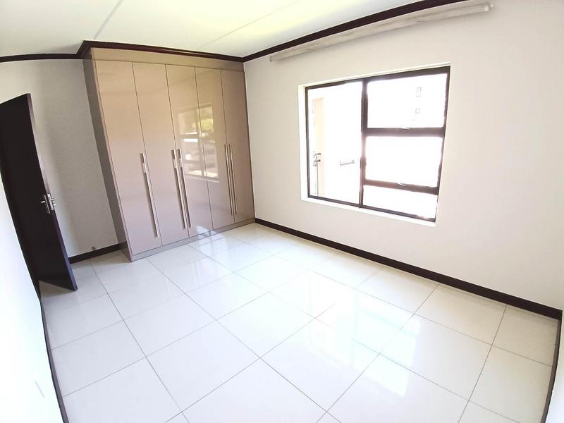 To Let 3 Bedroom Property for Rent in Fourways Gauteng