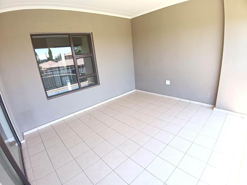 To Let 3 Bedroom Property for Rent in Fourways Gauteng