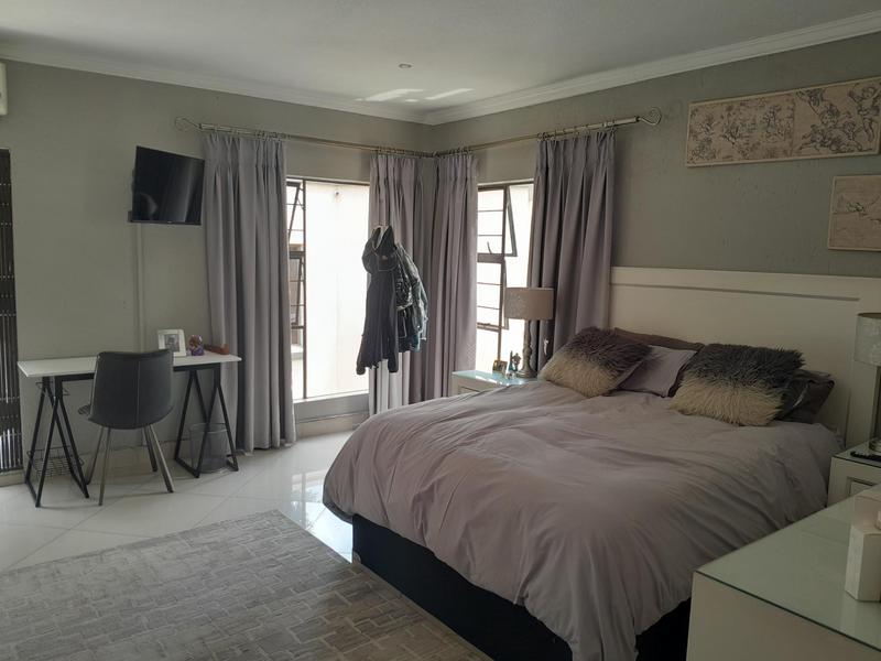 5 Bedroom Property for Sale in Oriel Gauteng
