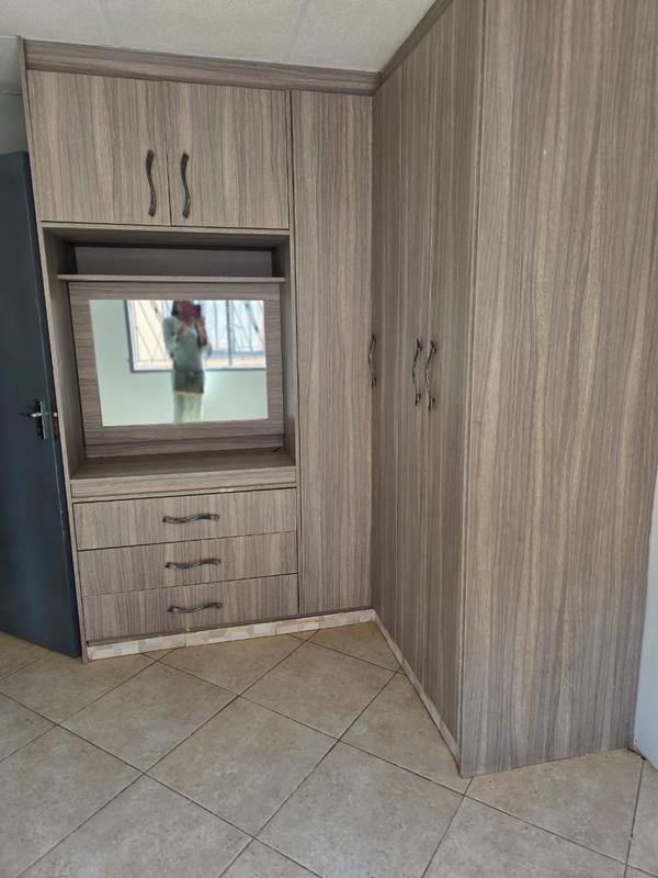 2 Bedroom Property for Sale in Lehae Gauteng