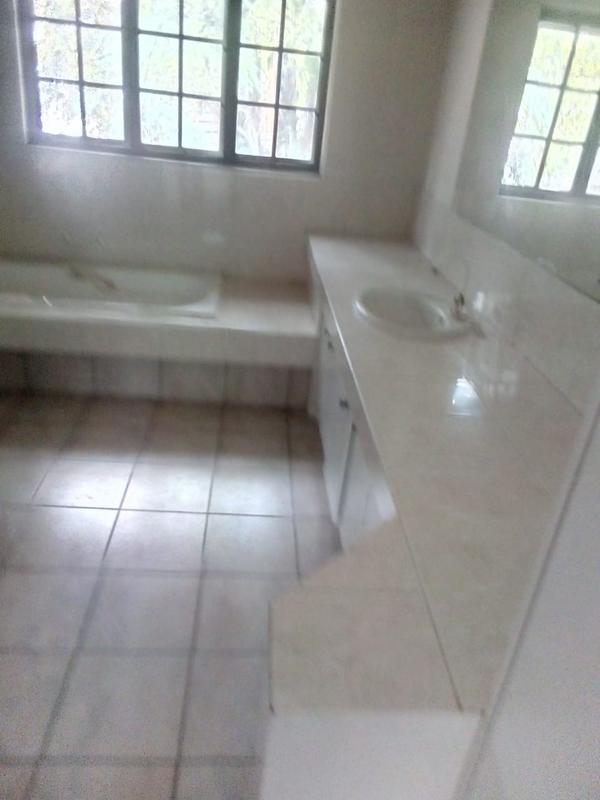 4 Bedroom Property for Sale in Fourways Gauteng
