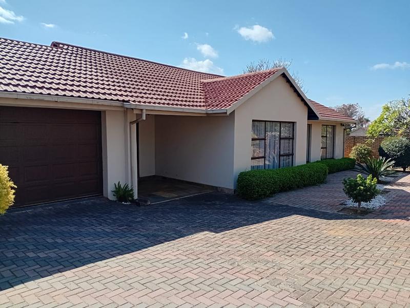 3 Bedroom Property for Sale in Montana Tuine Gauteng