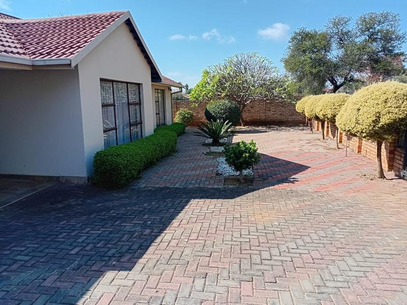 3 Bedroom Property for Sale in Montana Tuine Gauteng