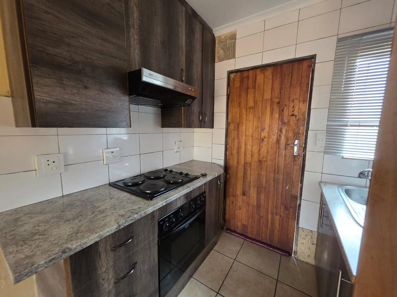 3 Bedroom Property for Sale in Crystal Park Gauteng
