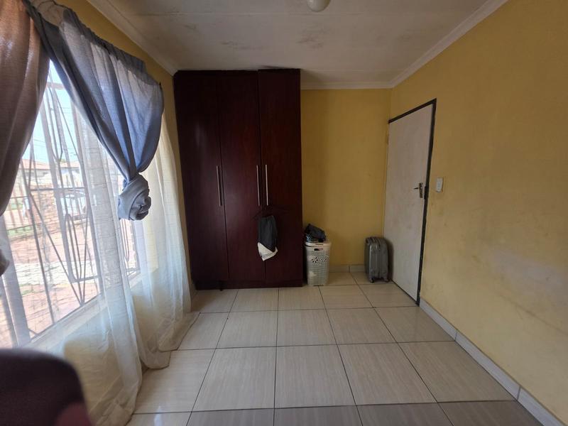 3 Bedroom Property for Sale in Crystal Park Gauteng