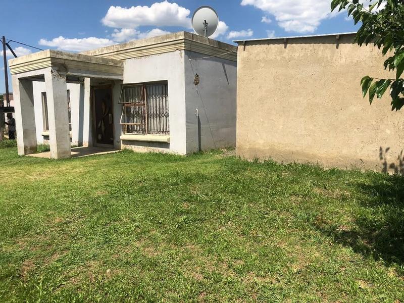 2 Bedroom Property for Sale in Langaville Gauteng