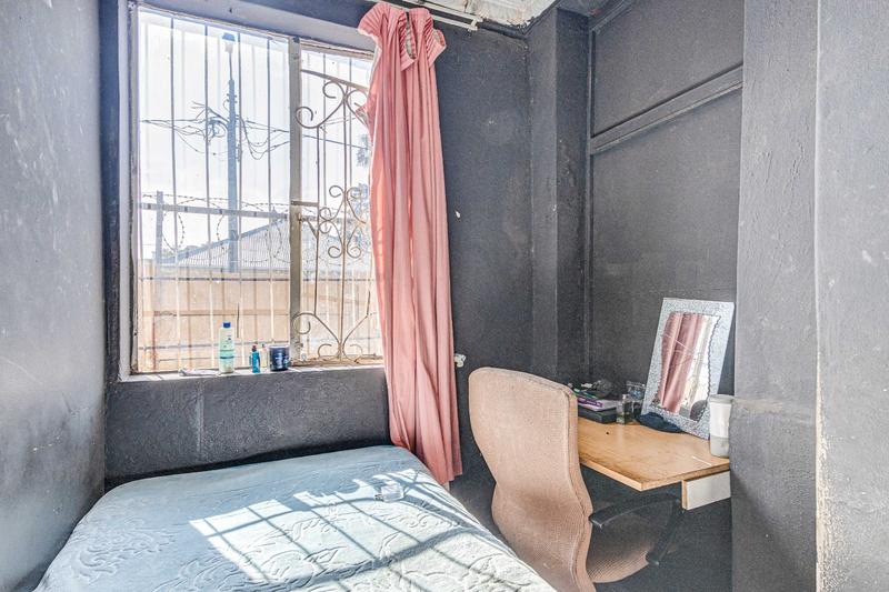 10 Bedroom Property for Sale in Brixton Gauteng